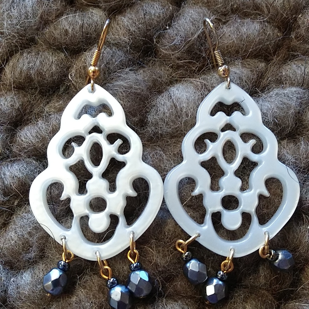 Acrylic filigree earrings with dangling beads